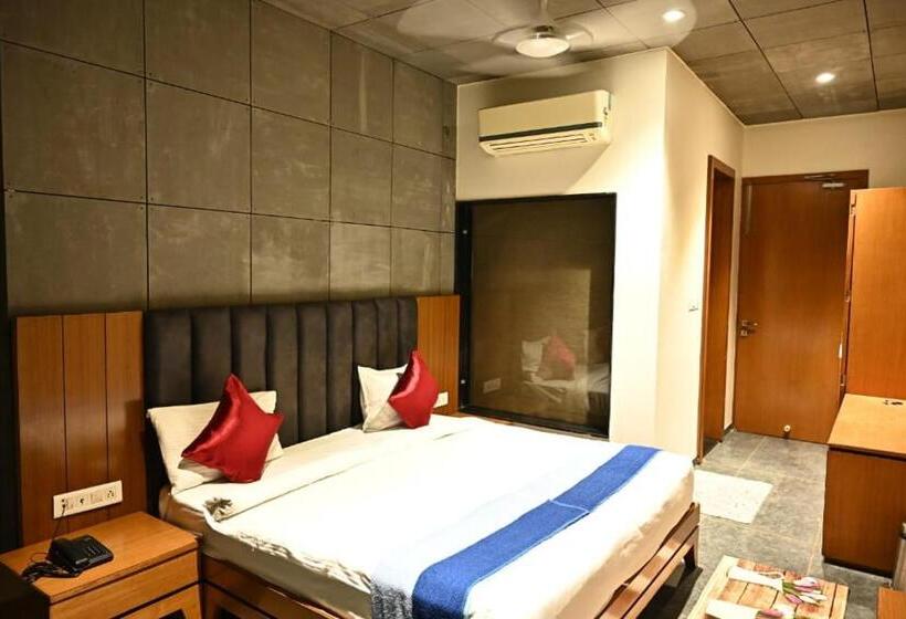 ホテル Nakshatra Resort