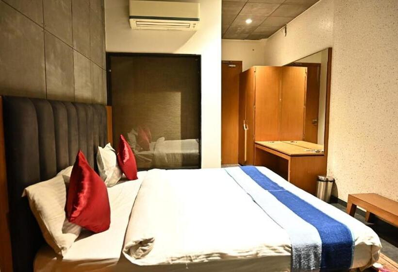 ホテル Nakshatra Resort