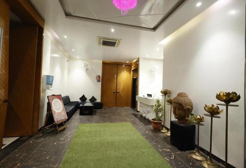 ホテル Nakshatra Resort