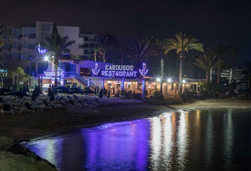 Karousos Beach Rooms