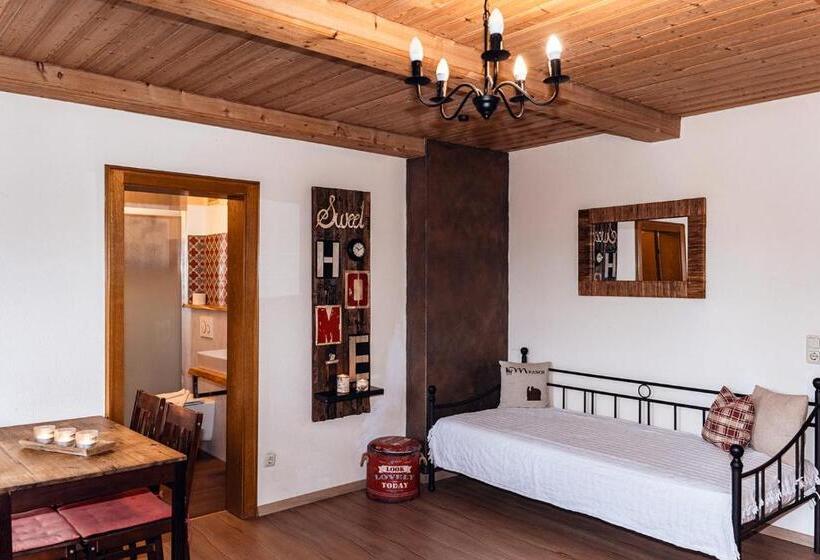 Landhotel Zum Matthiasl