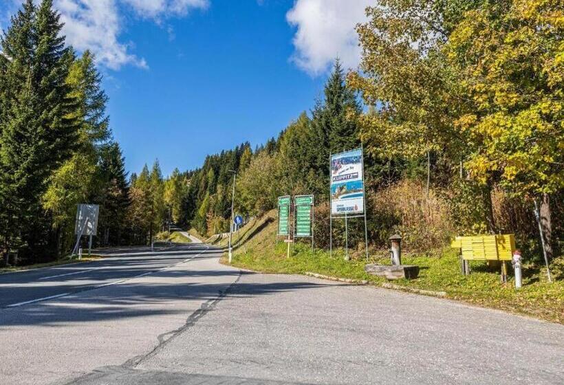 بنسيون Gasthof Wabitsch