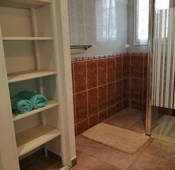 مبيت وإفطار Chambre D Hôtes à Usclas D Hérault