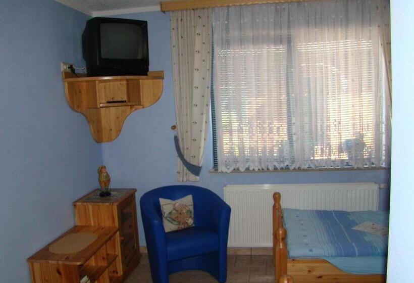 צימר Teschendorfer Landgasthof