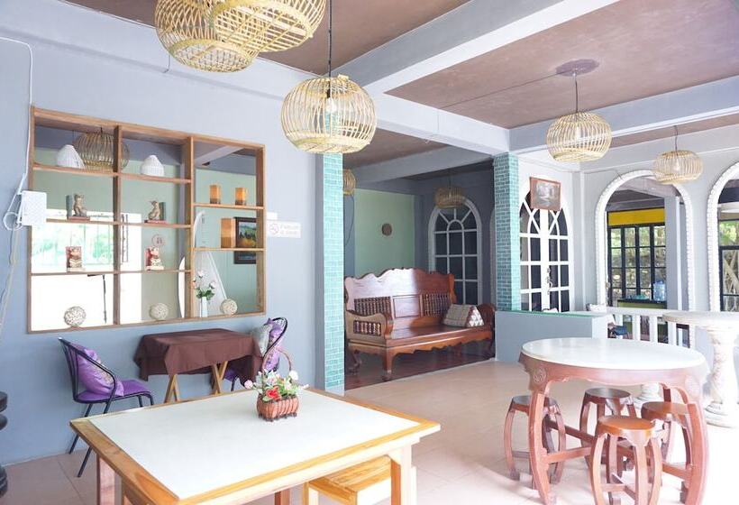 مبيت وإفطار Thansila Resort