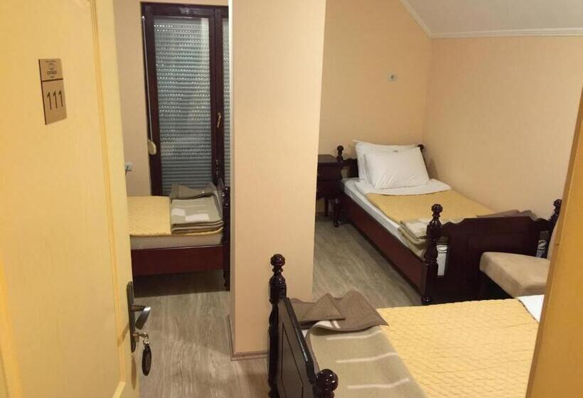 Bed & Breakfast Karavan