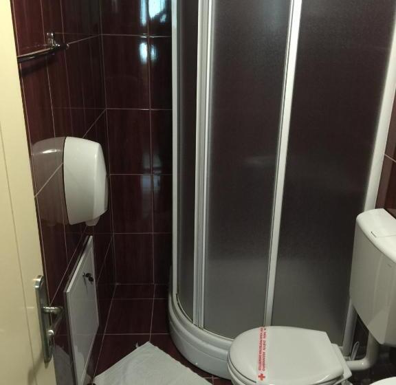 Bed & Breakfast Karavan