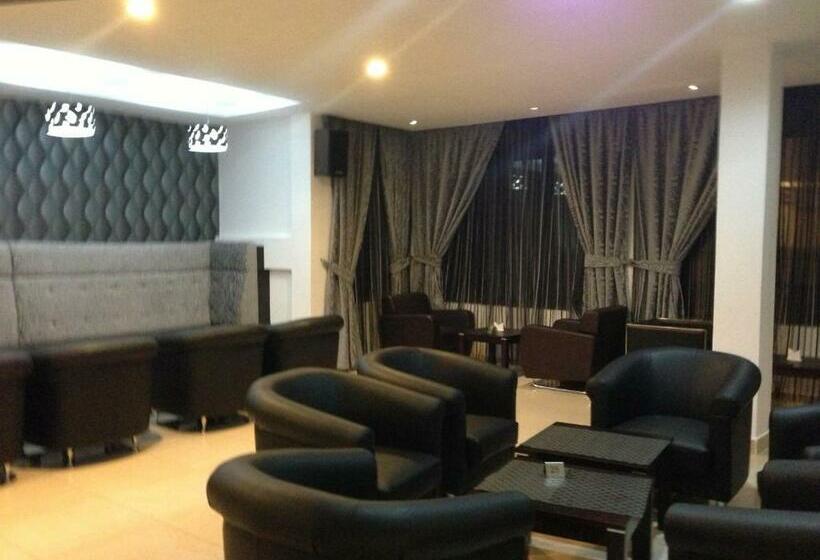هتل Airport Plaza