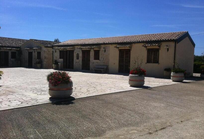 בית מלון כפרי Oasi Di Cava Ispica