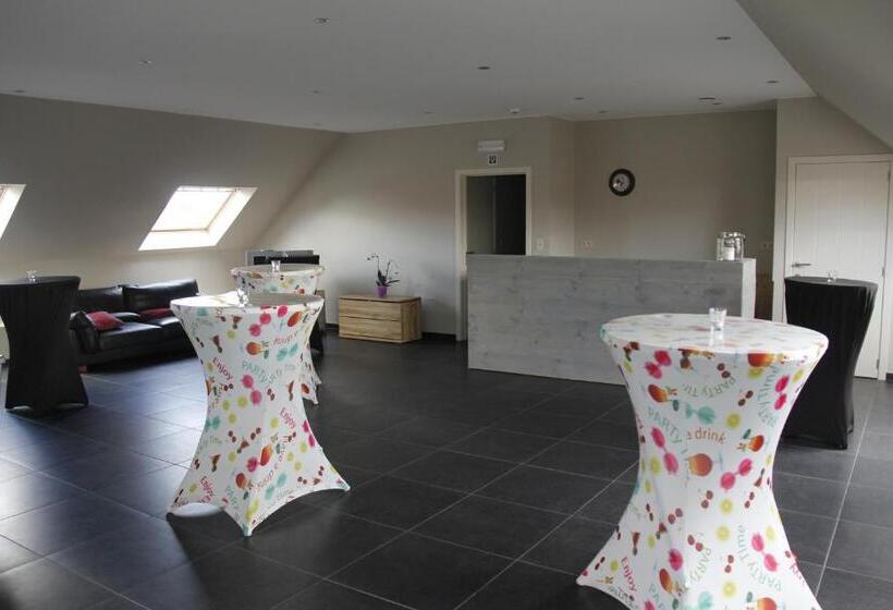 هتل Vakantiehoeve Berckelaer