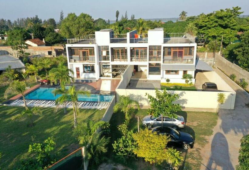 Moringa Hotels
