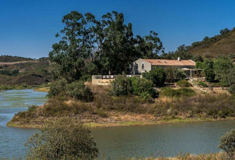 펜션 Figs On The Funcho Self Catering A River Side Location