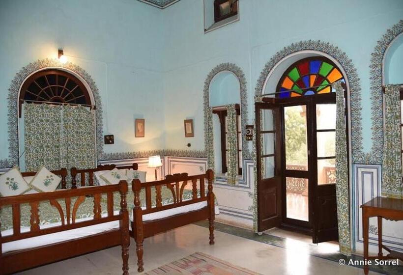 منتجع Bijay Niwas Palace