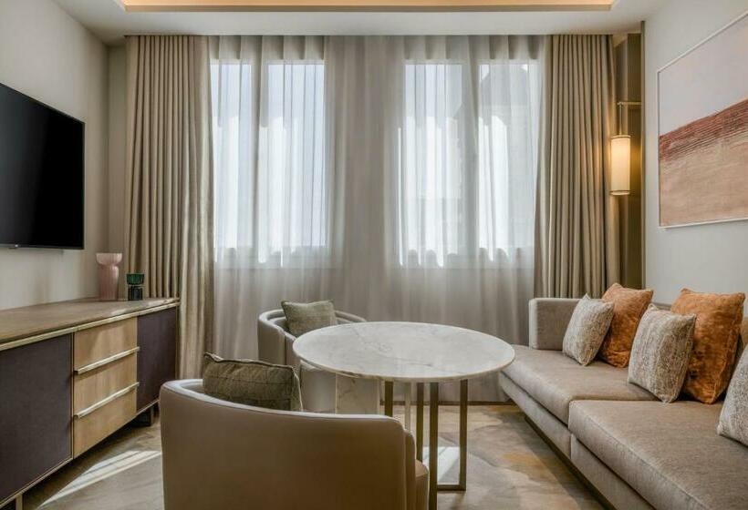 Jw Marriott Hotel Madrid