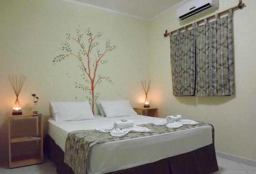 هاستل Vila Pura Vida