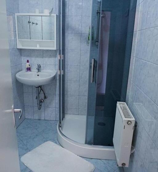 צימר Berg Szállás