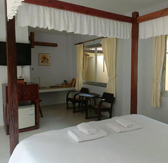 Chanchaolao Beach Resort