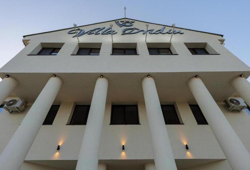 هتل Villa Ovidiu
