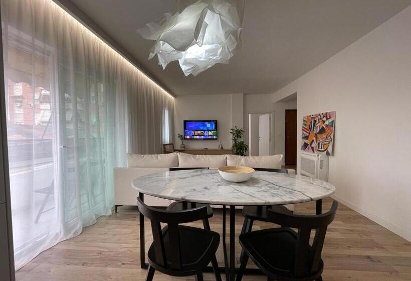 Myslym Shyri S Apartments
