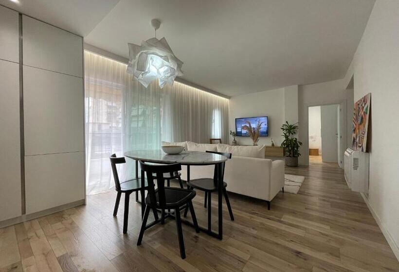 Myslym Shyri S Apartments