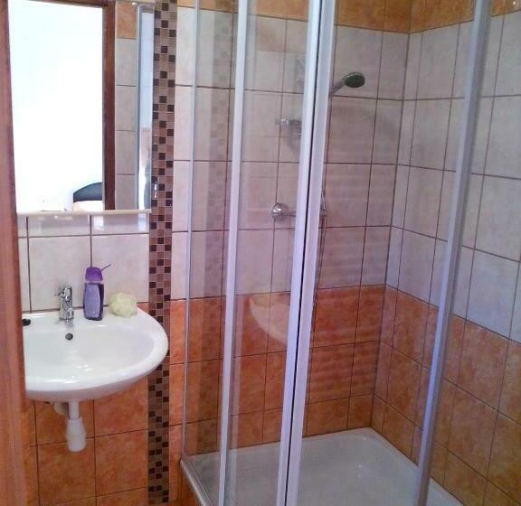 פנסיון Kőhíd Vendégház