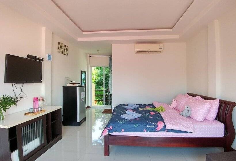 هتل Rang Noknoy Resort At Kohlarn