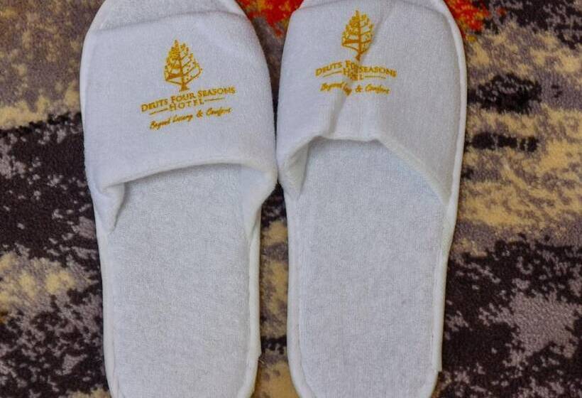 Hotel Deuts Four Seasons