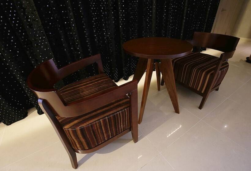 Asan Hotel Cube