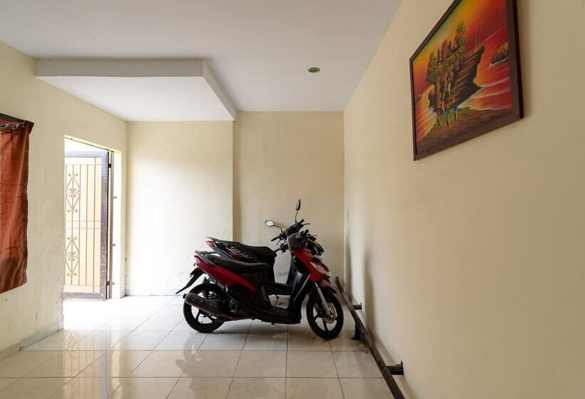 هتل Reddoorz @ Medan Johor 2