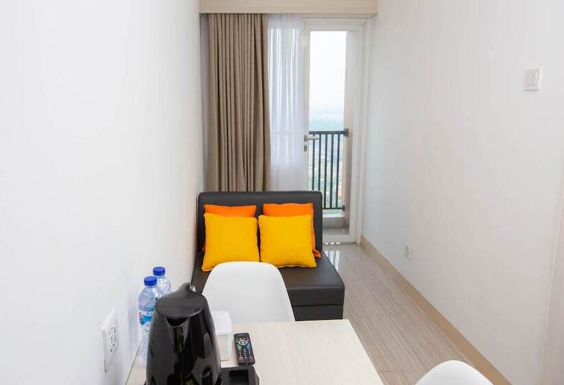 Urban Hotel Serpong