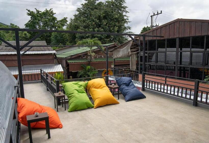 هتل K Bunk Hostel Pai Walking Street