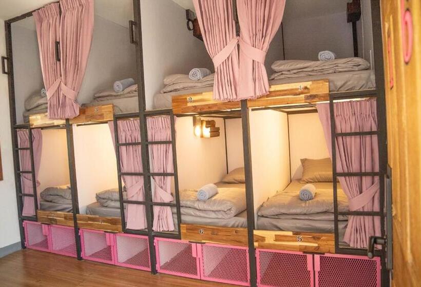 هتل K Bunk Hostel Pai Walking Street