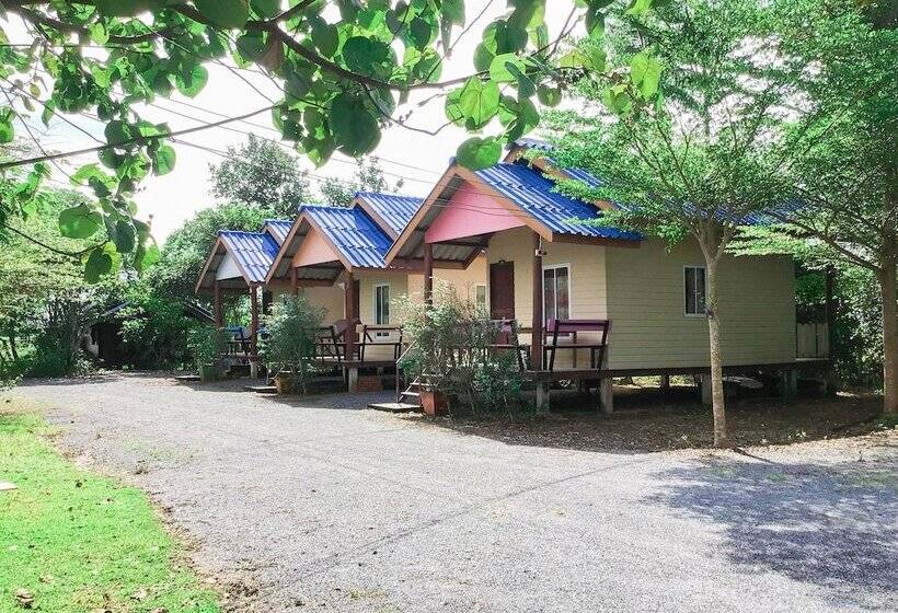 هتل Ban Chomlay Resort Satun