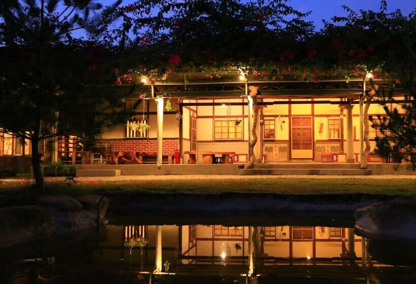 هتل 嘉義竹崎白樹腳驛棧萬坪生態包棟烤肉親子民宿