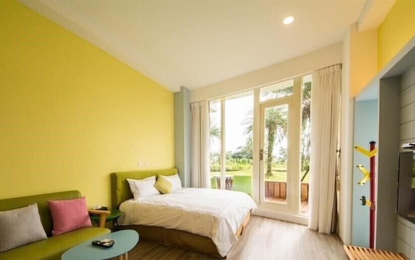 هتل The Riverview Retreats