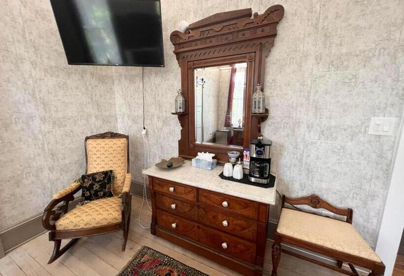 1001 Nights Historic Bed And Breakfast Adults Only