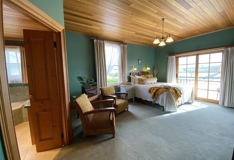 مبيت وإفطار Hanlon Guest House