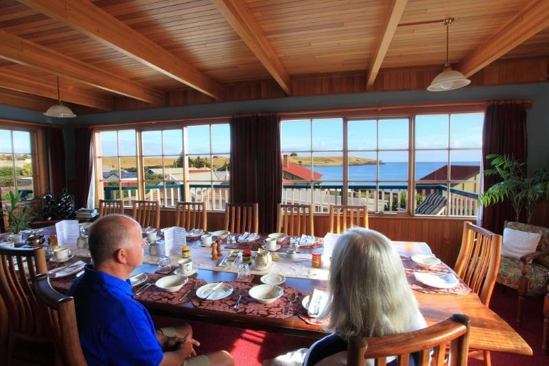 مبيت وإفطار Hanlon Guest House