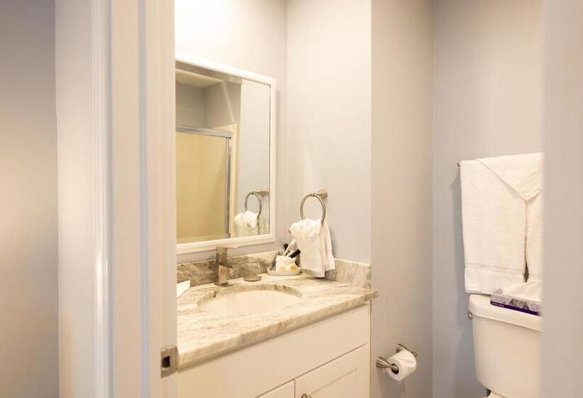 تختخواب و صبحانه Inn On Main Annapolis