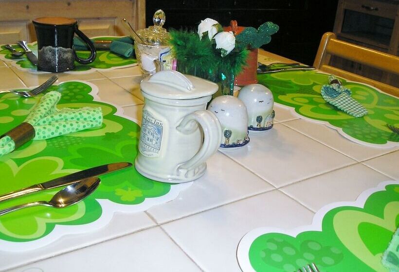 مبيت وإفطار Miller Tree Inn