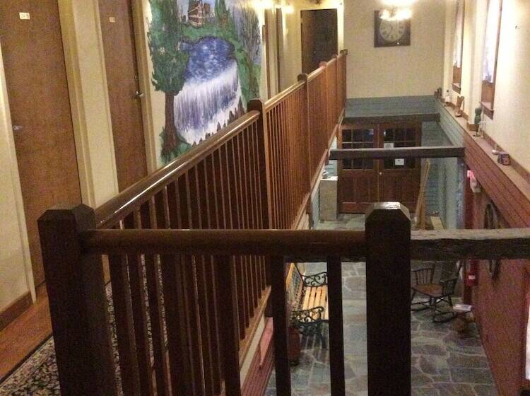 مبيت وإفطار Stagecoach House Inn
