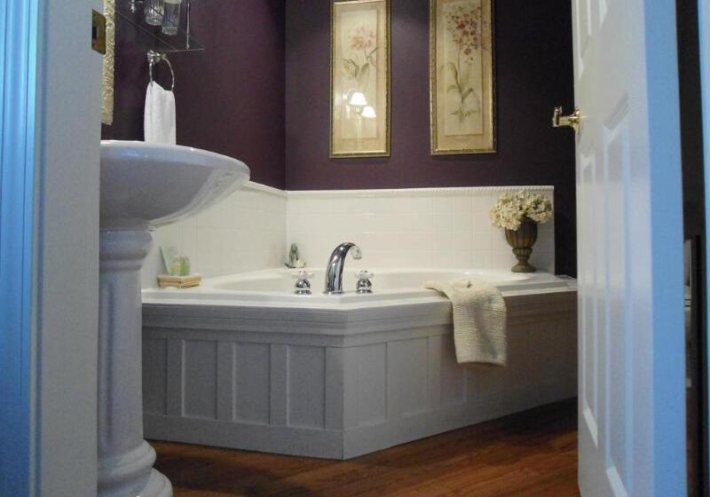 צימר The Beacon Inn At Sidney