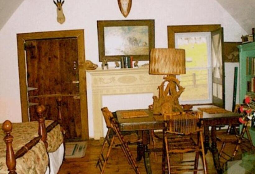 تختخواب و صبحانه Whistler's Inn