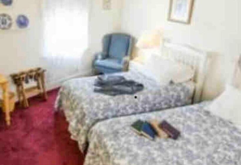 צימר The Currier Inn