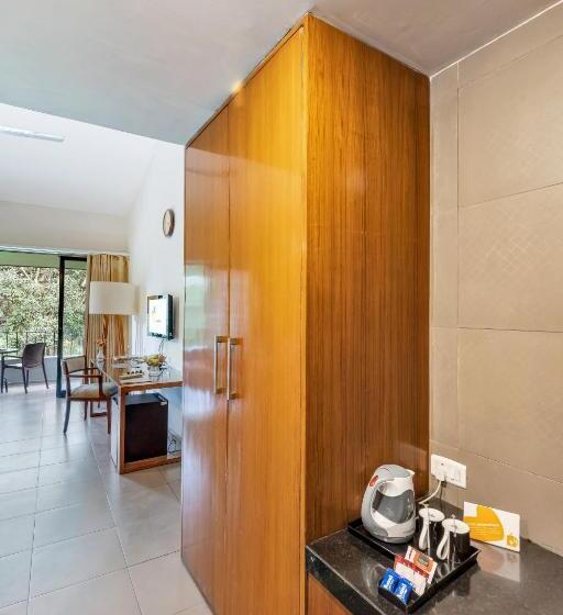 فندق Club Mahindra Corbett