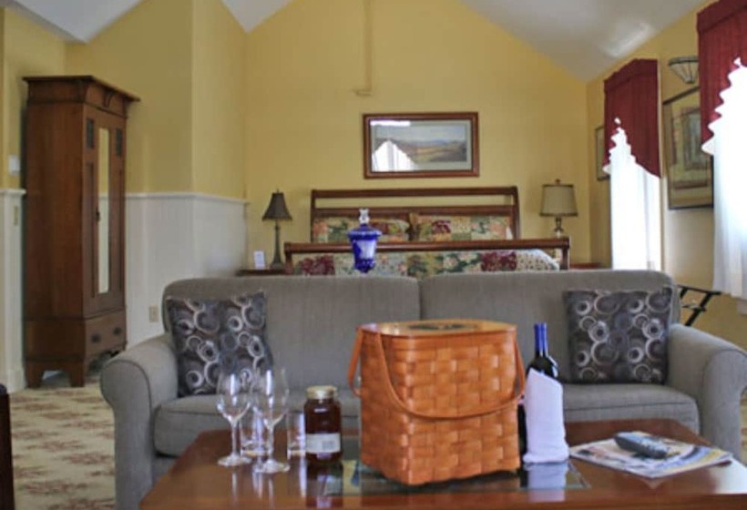 هتل Kearsarge Inn