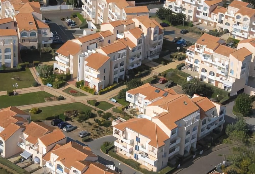 Отель Résidence Lagrange Vacances Les Marines