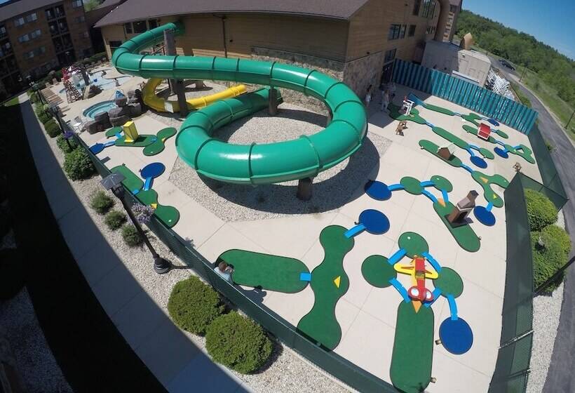 هتل Timber Ridge Lodge And Waterpark