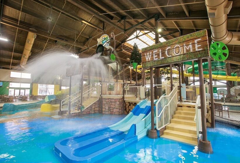 هتل Timber Ridge Lodge And Waterpark