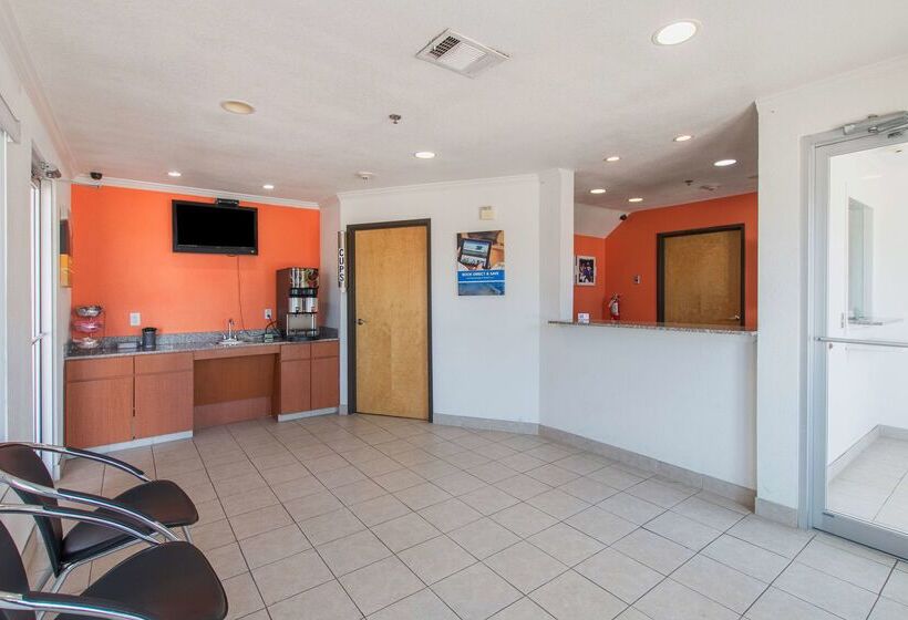 Motel 6 Hutchins, Tx